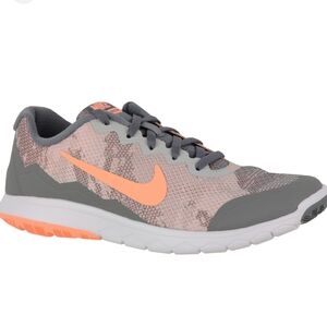 Nike Women's Flex Experience RN 4